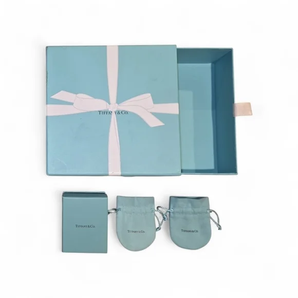 Tiffany & Co. Gift Boxes and Dustbags Set - Picture 1 of 4